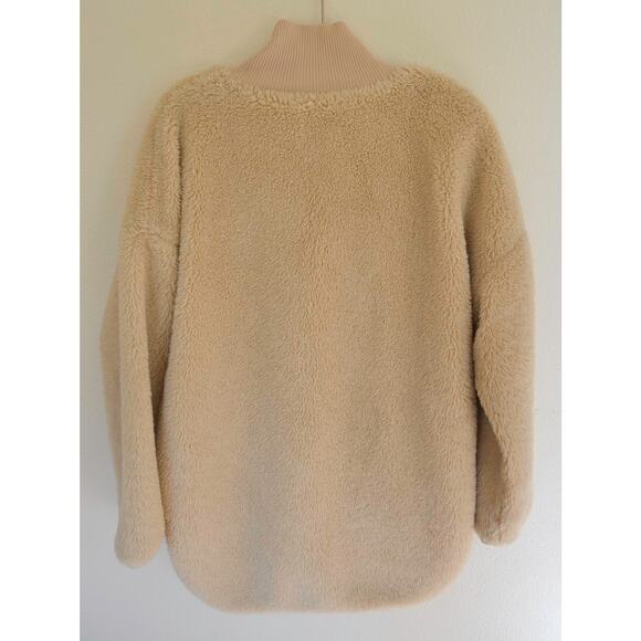 Varley Marney Oversized Fuzzy Jacket Size Medium - Picture 5 of 5